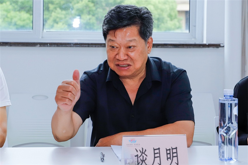 浙江省慈善联合总会副会长谈月明作考核小结